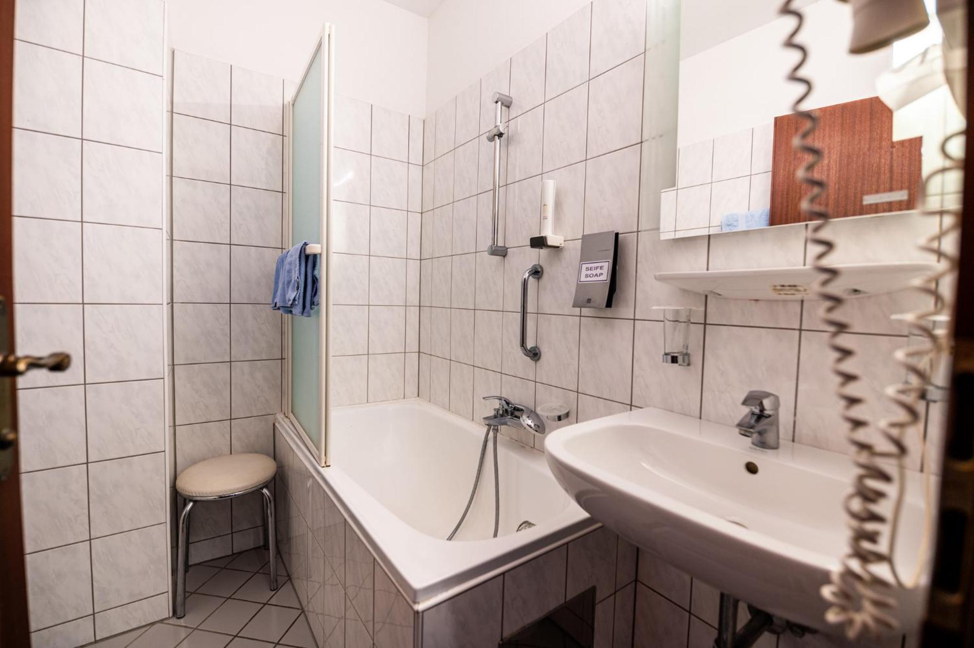 Hotel Alter Telegraf غراتس المظهر الخارجي الصورة
